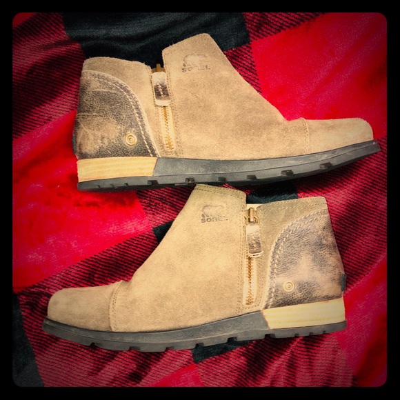 Sorel Shoes - SOREL distressed suede/leather ankle boots
